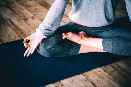 Daily Mindfulness for Resilience Mindful practices for building emotional resilience daily